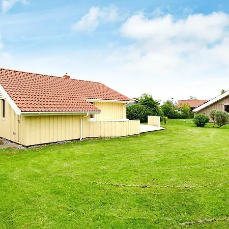 Holiday home 4 Person Holiday Home In Otterndorf
